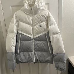Nike Puffer Jacket 