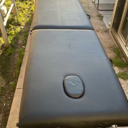 Massage Table 