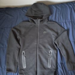 Nike Tech Fleece All black Size small