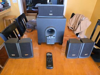 Fisher home theator system for sale(VINTAGE)
