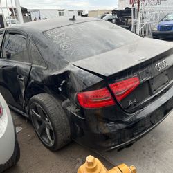 2015 Audi A4 For Parts 