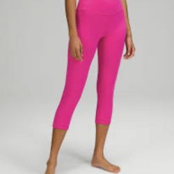 NEW-  Size 8 lululemon Align™ High-Rise Crop 21"  