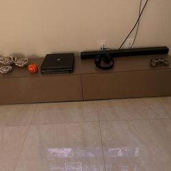 TV stand 