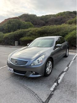 2011 Infiniti G37 Sedan