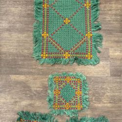 runners table vintage embroidery threads craftwork decor display