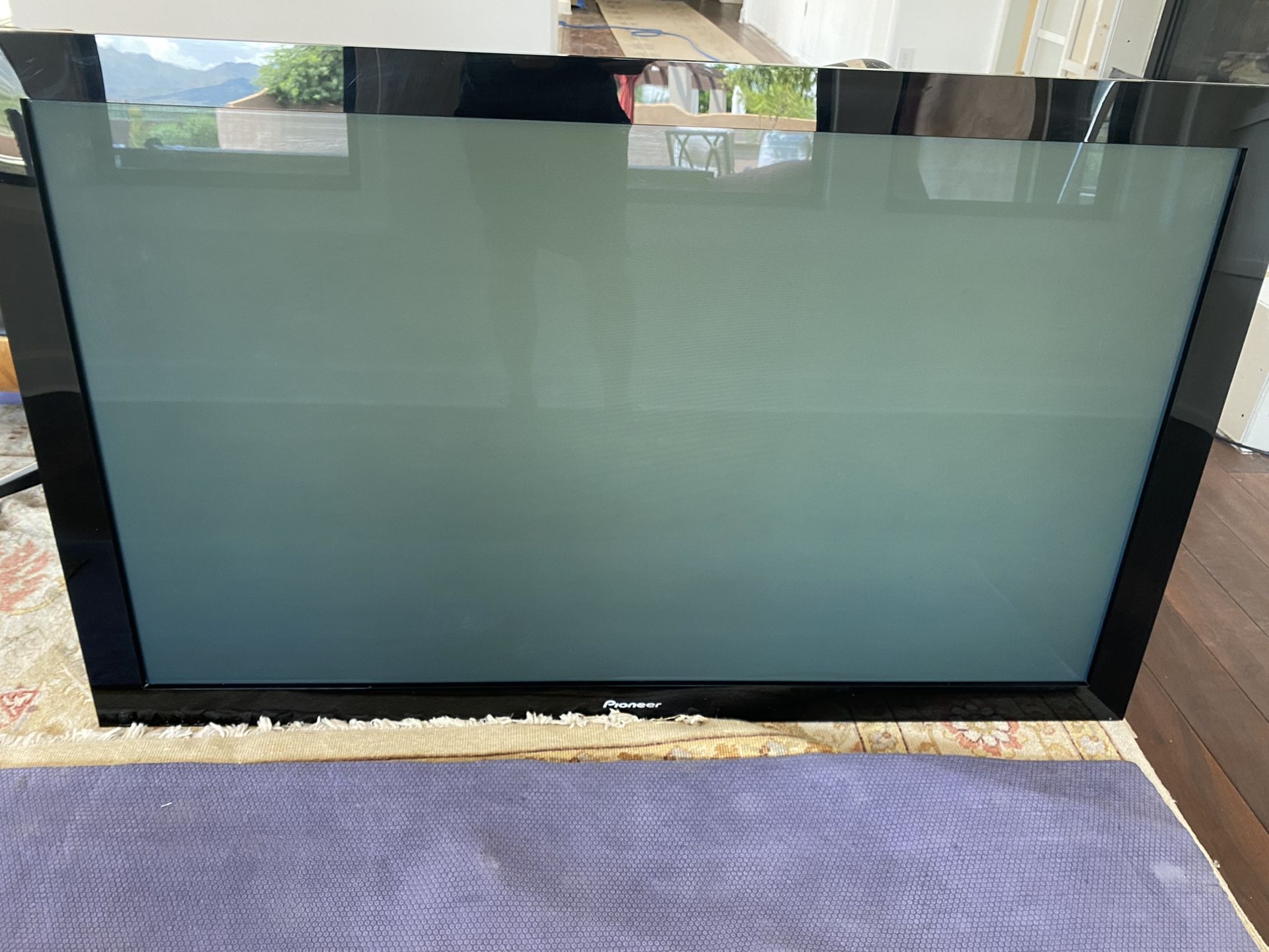 Pioneer PDP-6070pu Plasma TV 60”