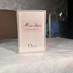 Miss Dior Perfume 