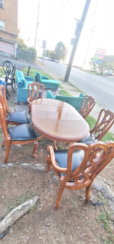 Table And 6chairs