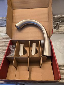 Bathtub Faucet Set with Drain