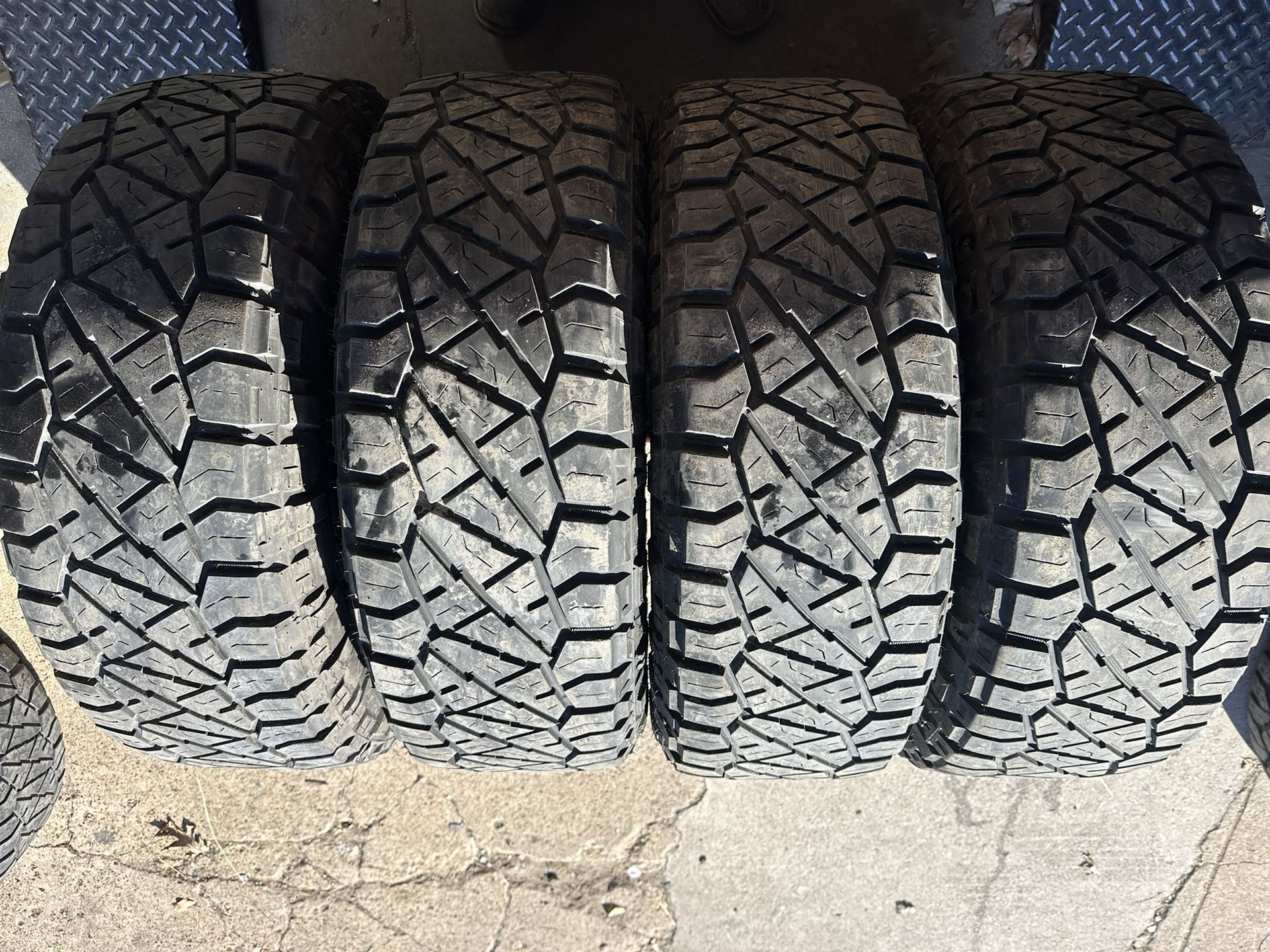 285/70r18 Nitto Ridge Grapplers for Sale in Fort Worth, TX OfferUp