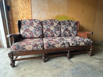 Couch, Wood Mission/Amish Frame
