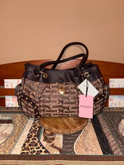 Juicy Retro Glam Shoulder
