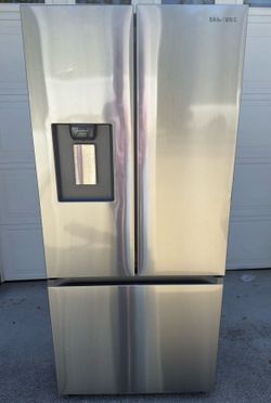 Samsung 30 in. 22 cu. ft. Standard Depth Fingerprint Resistant Stainless Steel 3-Door French Door Smart Refrigerator w/Dispenser