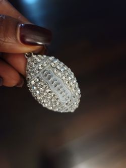 Bling football pendant (Fashion)