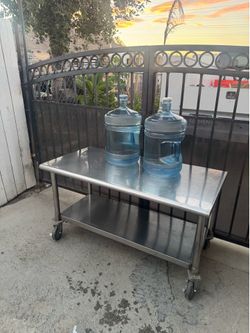 Trinity Stainless Steel table table