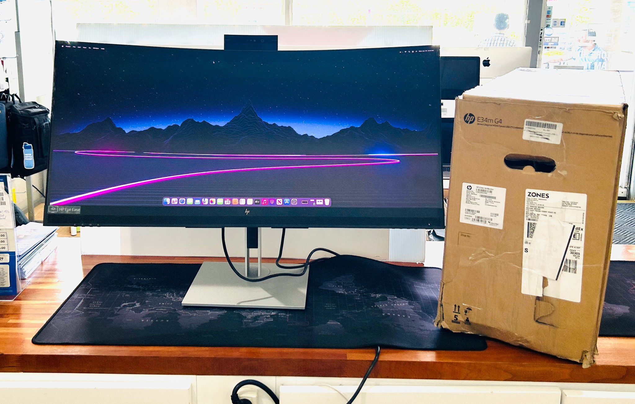 HP 34” E34m G4 WQHD (3440 x 1440) Curved USB C Conferencing Monitor WebCam Speaker like new