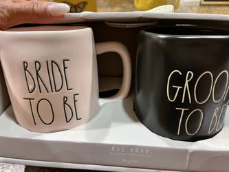 Bride And groom Mugs