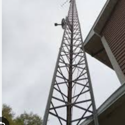 CB radio tower with turning head