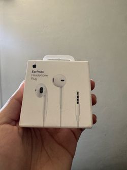 Apple wired headphones