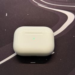 1st Gen AirPod Pros With Right Side AirPod 