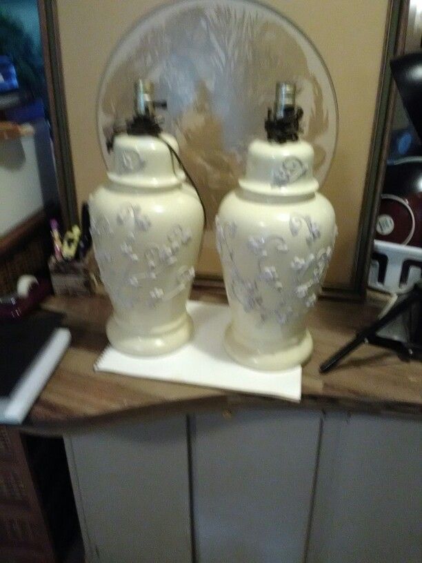 Pair Of Vintage 1940s Lamps. 