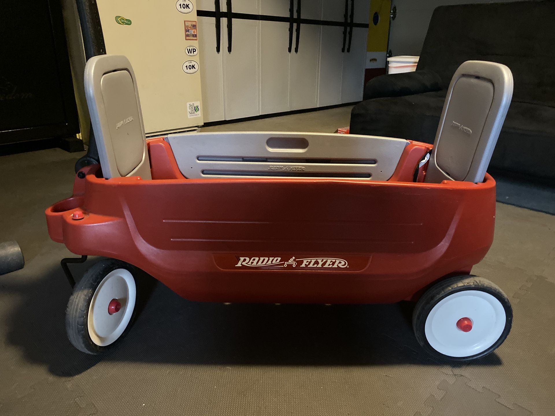 Radio Flyer Red Wagon