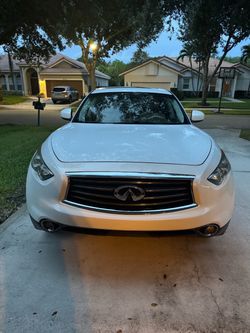 2013 Infinity Fx37