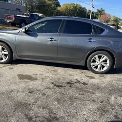 2014 Nissan Altima 