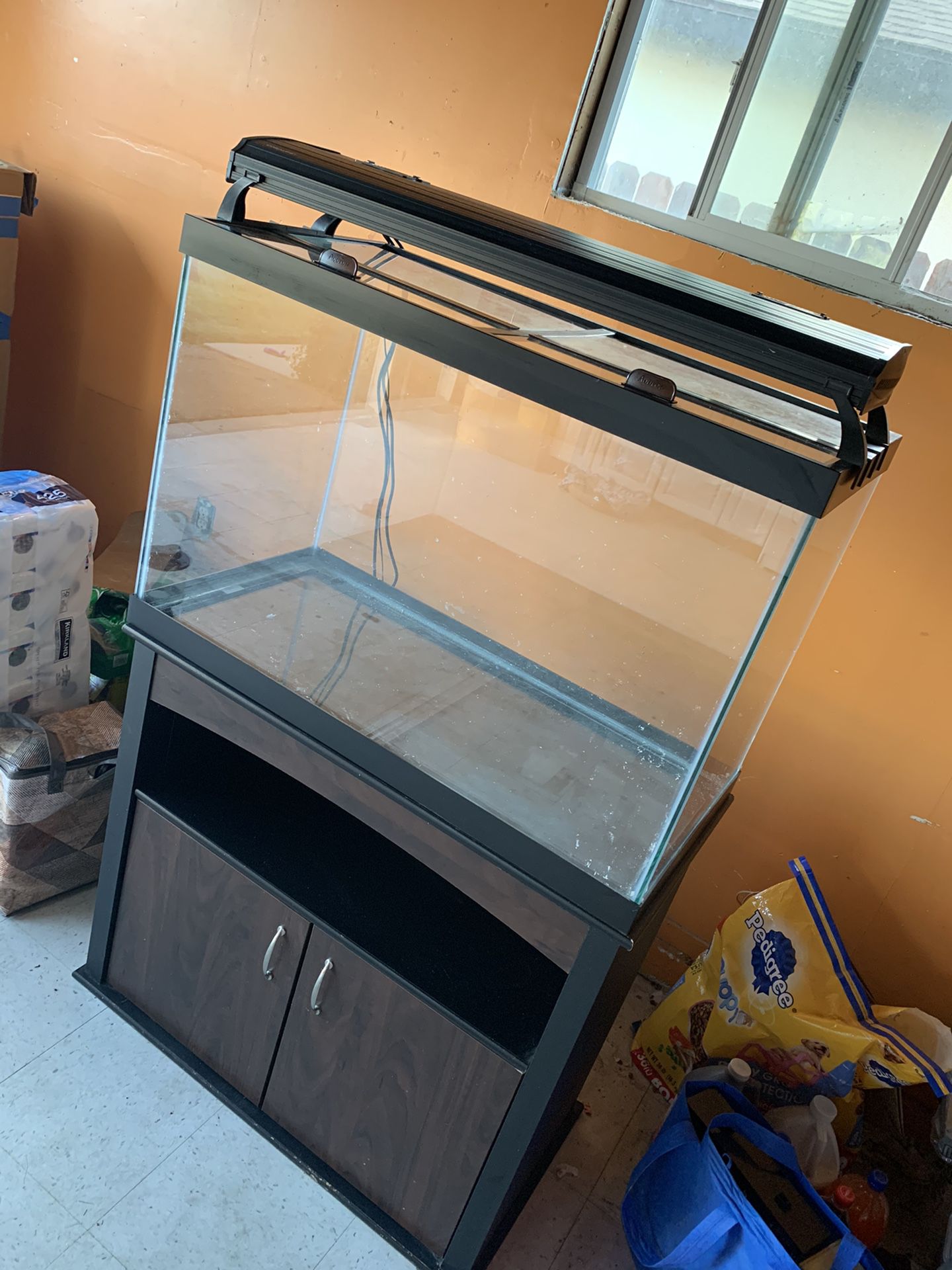 75 gallon fish tank with stand and light fixture