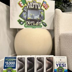 Apple iPhone 15 pro Max 256gb unlocked floor model 