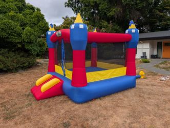 Bouncy House Castle