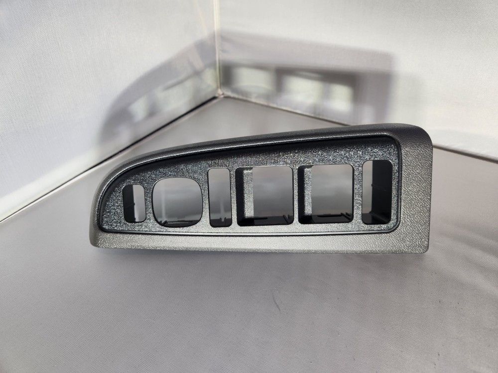 2003-2007 Driver Side Windows Switch Bezel for Sale in Burien, WA - OfferUp