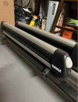 Acura MDX - Inno Ski Racks with Thule Snowboard Attachment