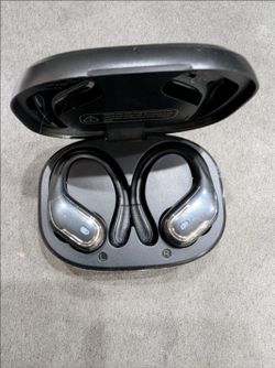 Earbuds