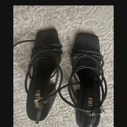 11 Pares De Tennis Y Zapatillas En Muy Buenas Condiciones Diferentes Sizes Son Converse, Vans, Nikes , New Balance 550 , Another New Balance , Puma