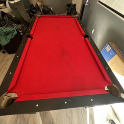 Pool table