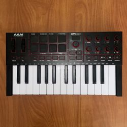Akai Professional MPK Mini 4 MIDI Keyboard