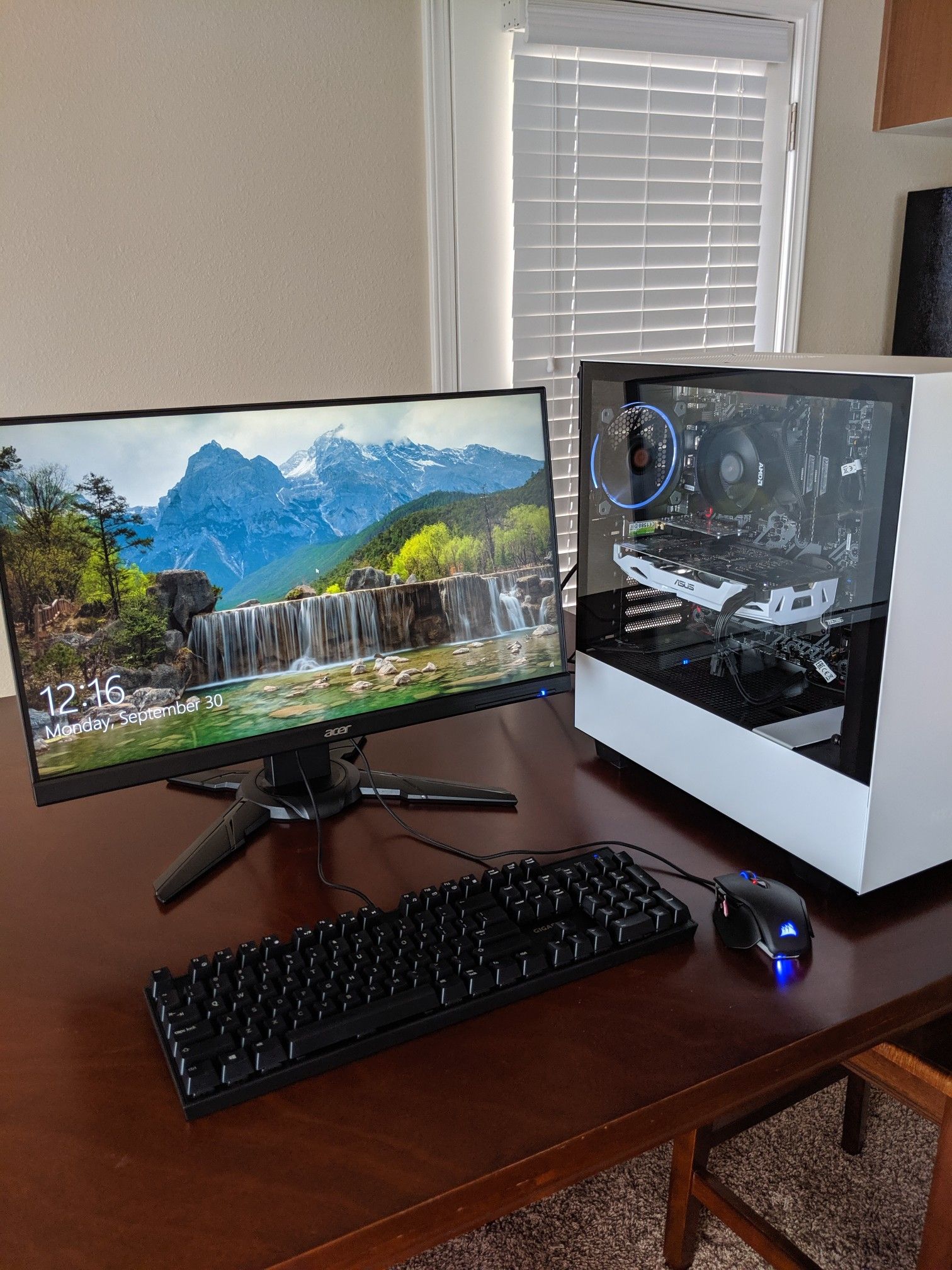 Mid Tower/Mid-Tier Gaming PC Setup