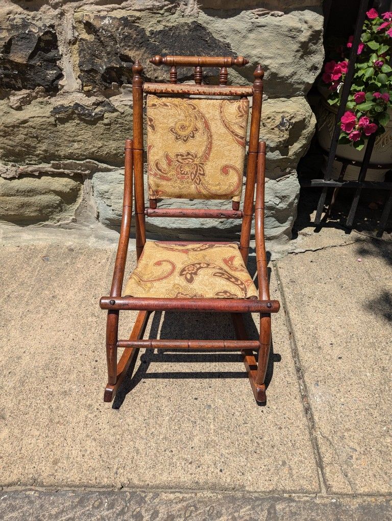 Victorian Child Rocker