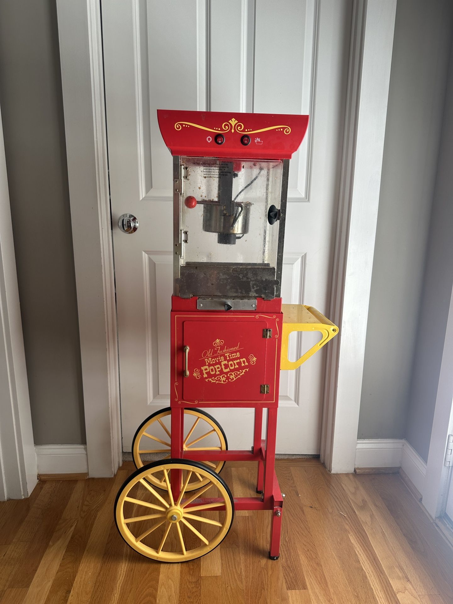 Popcorn cart