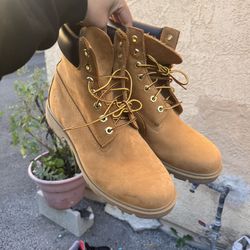 Timberlands Size 10