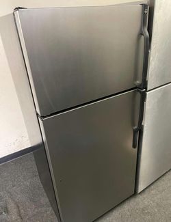 Stainless Steel Top Mount Fridge with IceMaker
