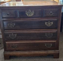 Chester drawers30 wide 18 deep 39 high