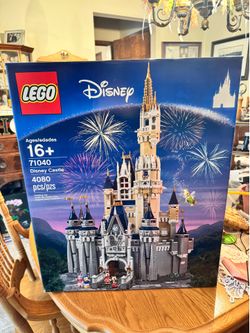 Retired Disney Castle Lego 71040 BRAND NEW