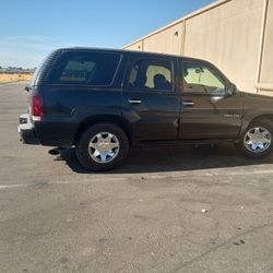 2002 Cadillac Escalade