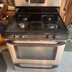 Priced To Sell—Stainless/ Black Kenmore Gas Range