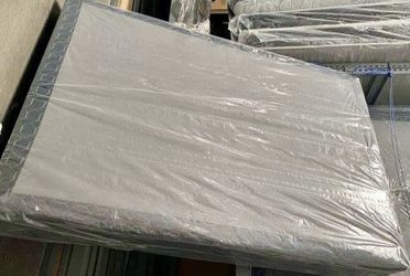 Boxspring Queen 