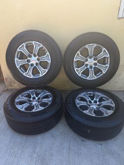 18 inch GMC sierra and Yukon Wheels