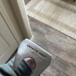 Odyssey White Hot Putter