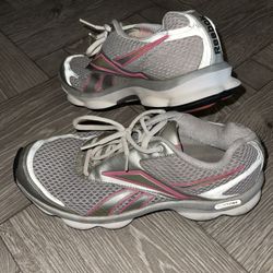 Reebok Size 9 Shoes Sneakers 